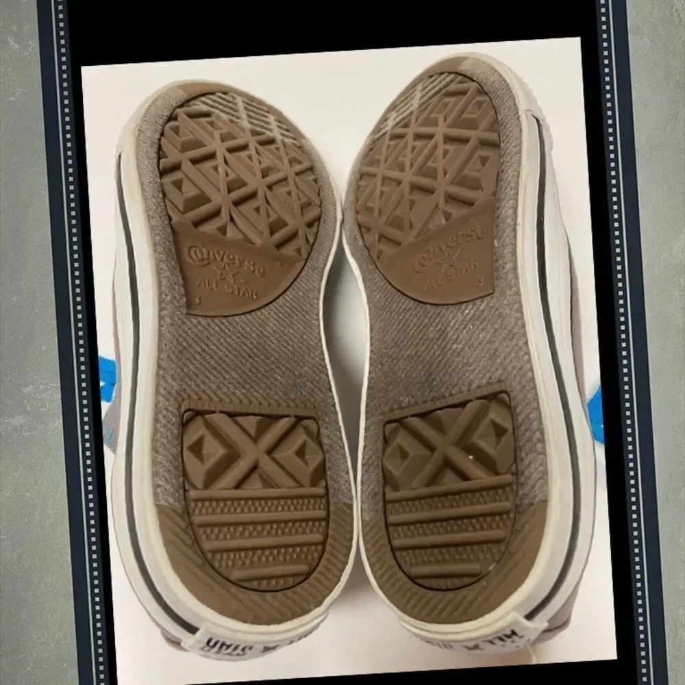 Converse Gray Colored Tongues Sneakers 3